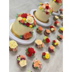 Kurz zdobenia toriet a cupcakes - Krémové kvety